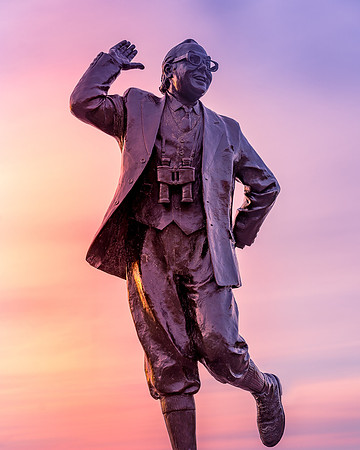 Eric Morecambe Statue - full